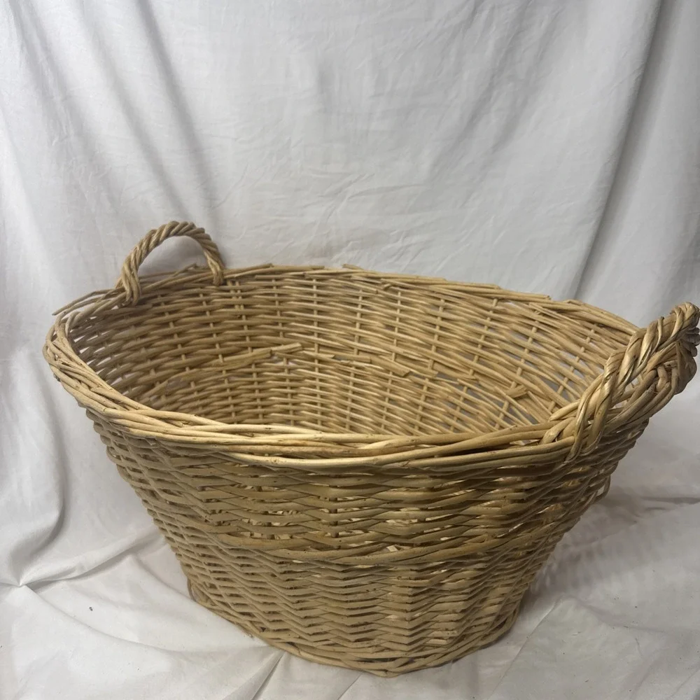 Vintage Wicker Willow Woven Laundry Basket Handles 23